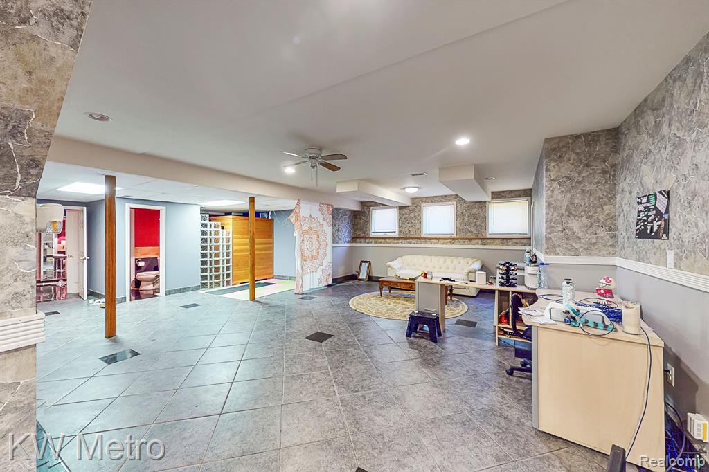 6657 Chelsea Bridge, West Bloomfield, MI — Photo 39