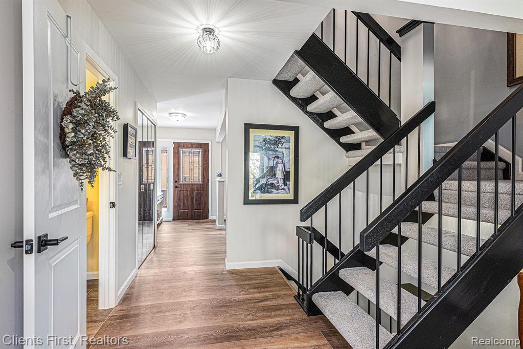 6202 ANDREA Lane, West Bloomfield, MI — Photo 11