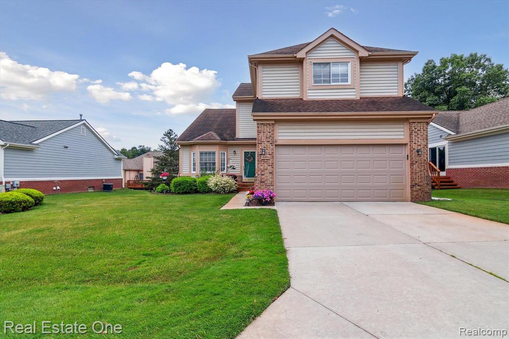 41694 KENILWORTH Lane, Novi, MI 48377 — Photo 2