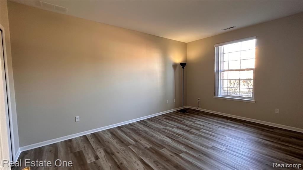 16012 MORNINGSIDE, Northville, MI 48168 — Photo 15