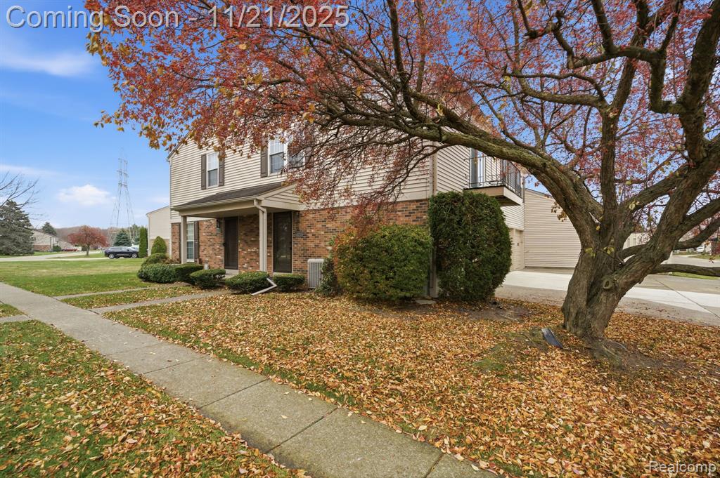44228 Providence Drive, Clinton Twp, MI 48038 — Photo 4