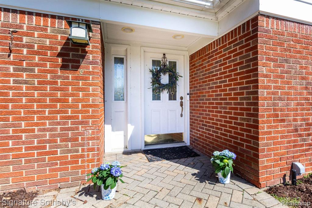 21890 Hampton Street, Beverly Hills, MI 48025 — Photo 3
