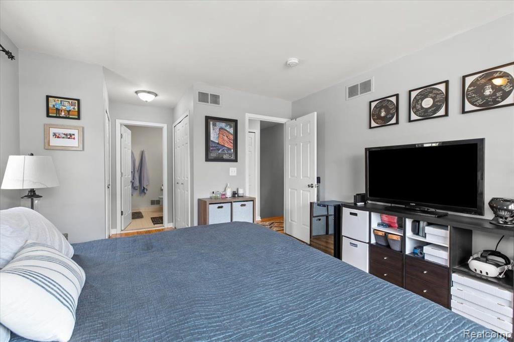 2070 Cloverly Lane, Ann Arbor, MI 48108 — Photo 14