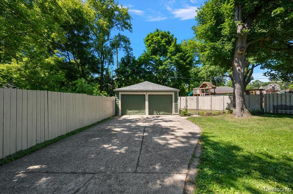 580 E Montcalm Street, Pontiac, MI 48342 — Photo 64