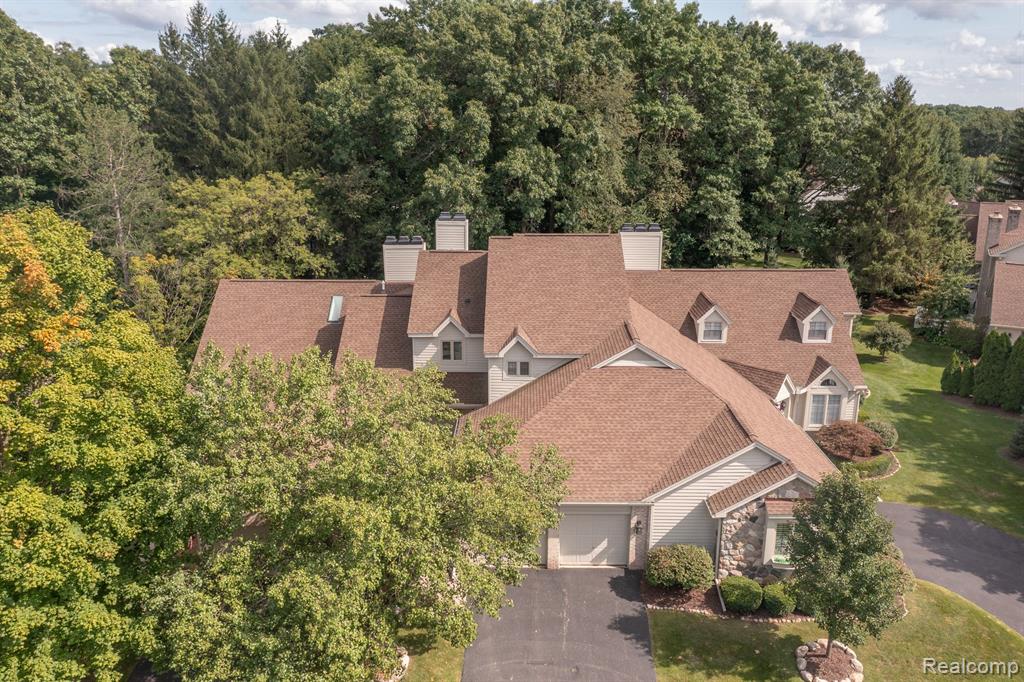 4475 Golf View Drive, Brighton, MI 48116 — Photo 37