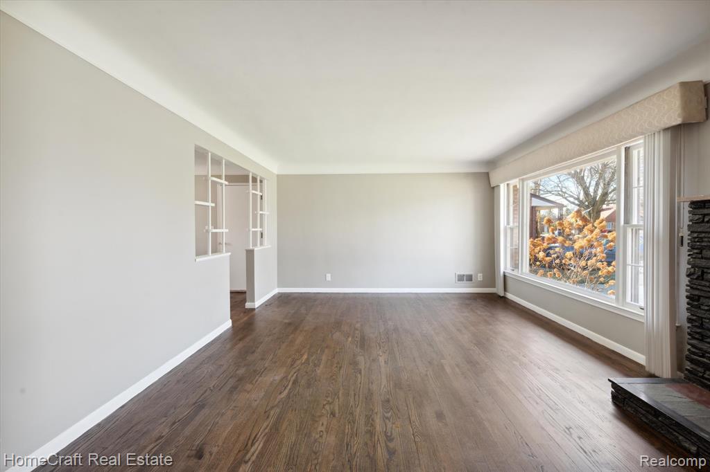9624 ROCKLAND, Redford, MI 48239 — Photo 11