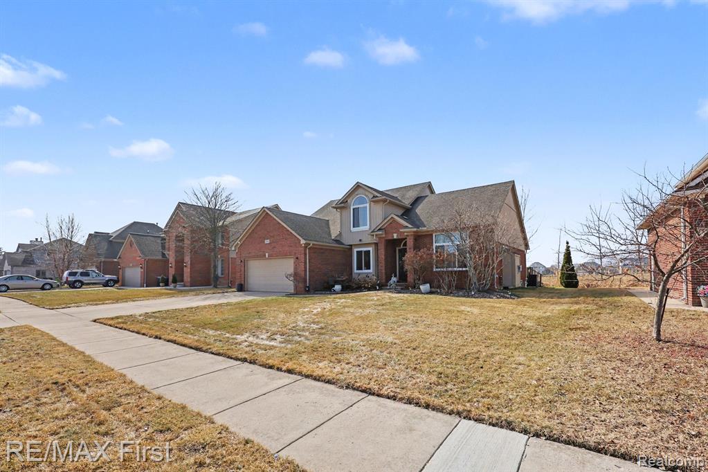 32768 Greenwood Drive, Chesterfield, MI 48047 — Photo 4
