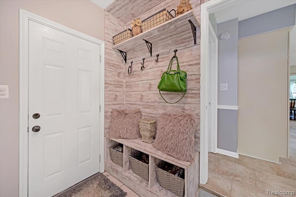 3483 FLINT RIVER Road, Columbiaville, MI 48421 — Photo 23