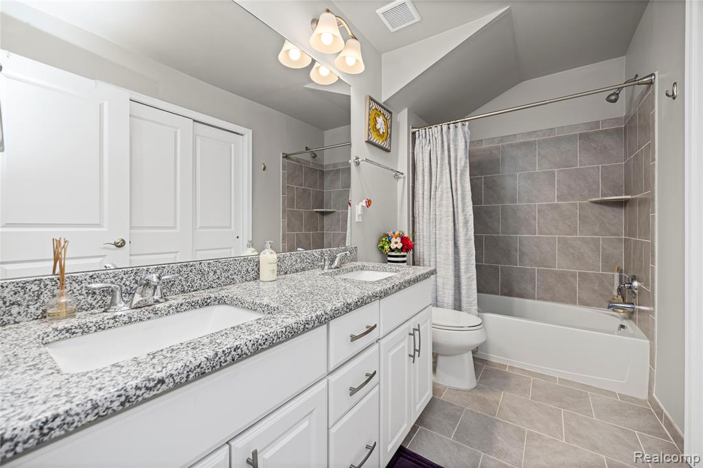 42868 Cardinal Way, Novi, MI — Photo 45