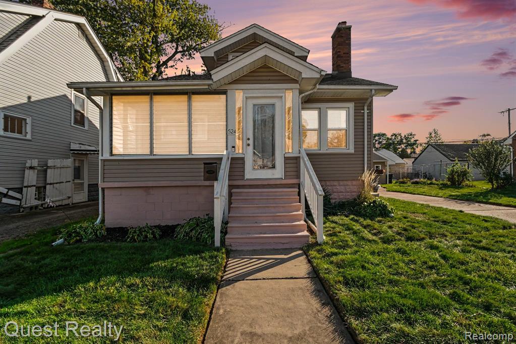 524 E Saratoga Street, Ferndale, MI 48220