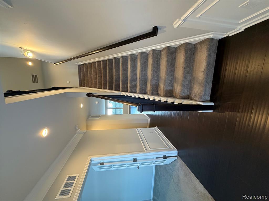 31065 Tremont Lane, Beverly Hills, MI 48025 — Photo 3