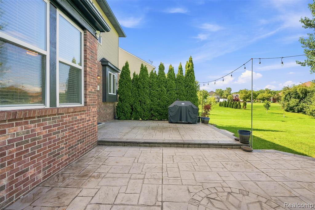 49894 Bloomsbury Lane, Macomb, MI 48044 — Photo 77