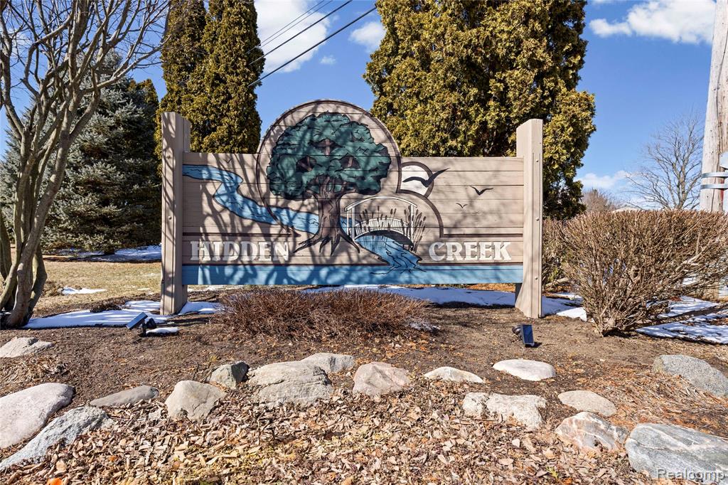 1999 Windingway Drive, Wixom, MI 48393 — Photo 29