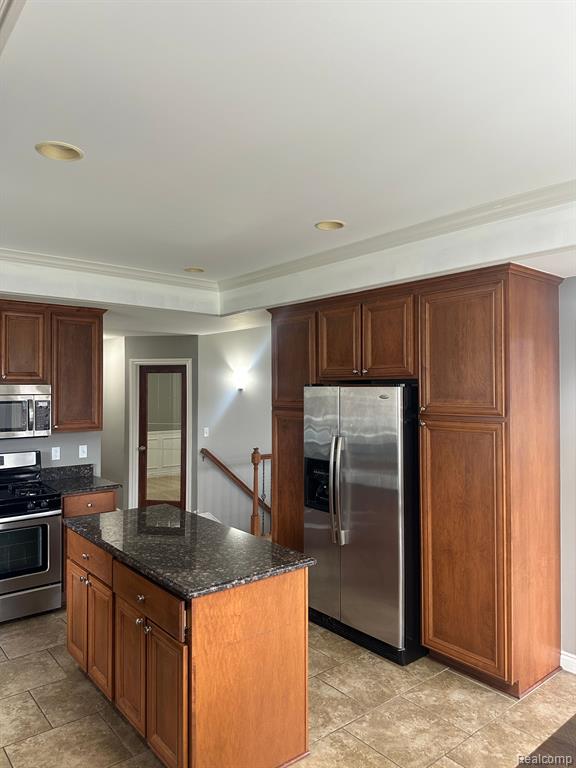 43762 GROUSE Drive, Clinton Twp, MI 48038 — Photo 11