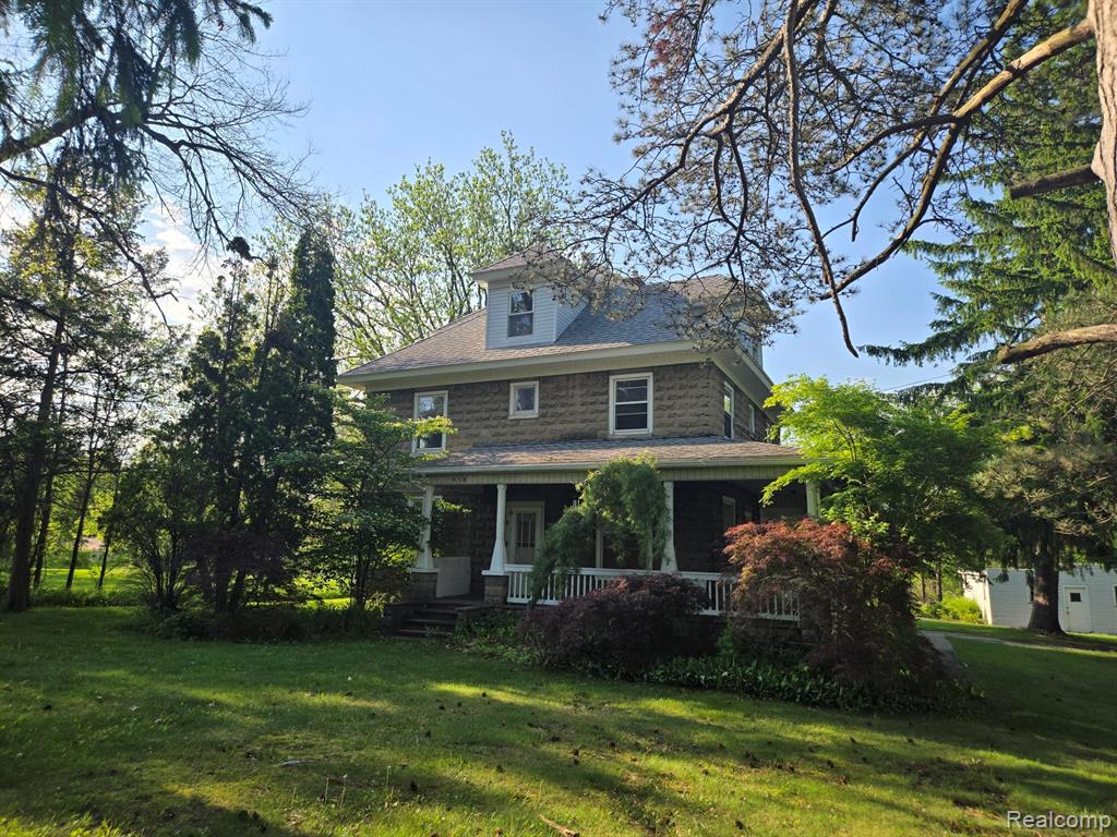 812 Academy Road, Holly, MI 48442 — Photo 2