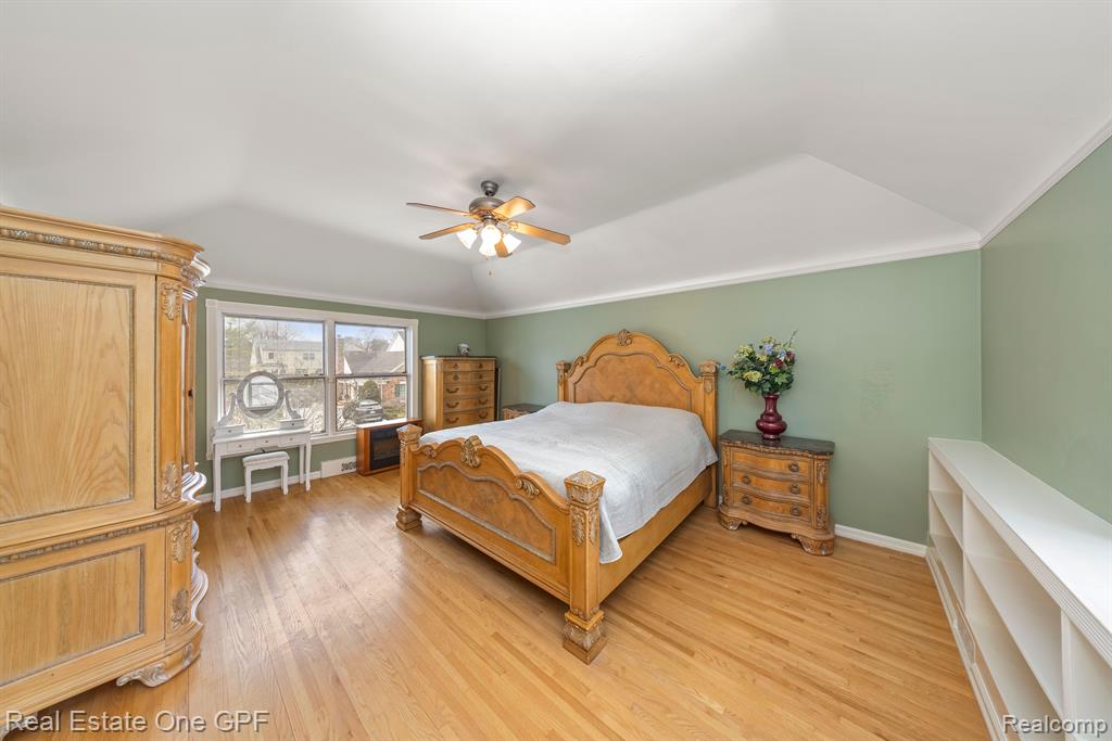 6 ELMSLEIGH Lane, Grosse Pointe, MI 48230 — Photo 22