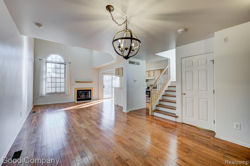 45293 HORSESHOE Circle, Canton, MI 48187 — Photo 2