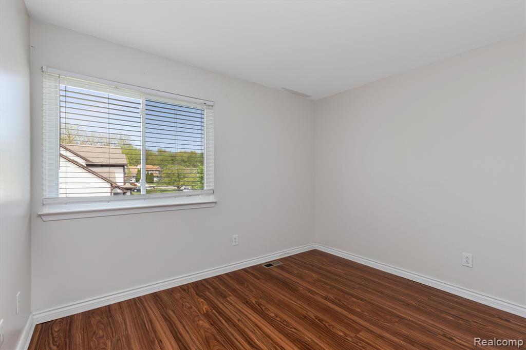 5572 JUSTIN, Ypsilanti, MI 48197 — Photo 22