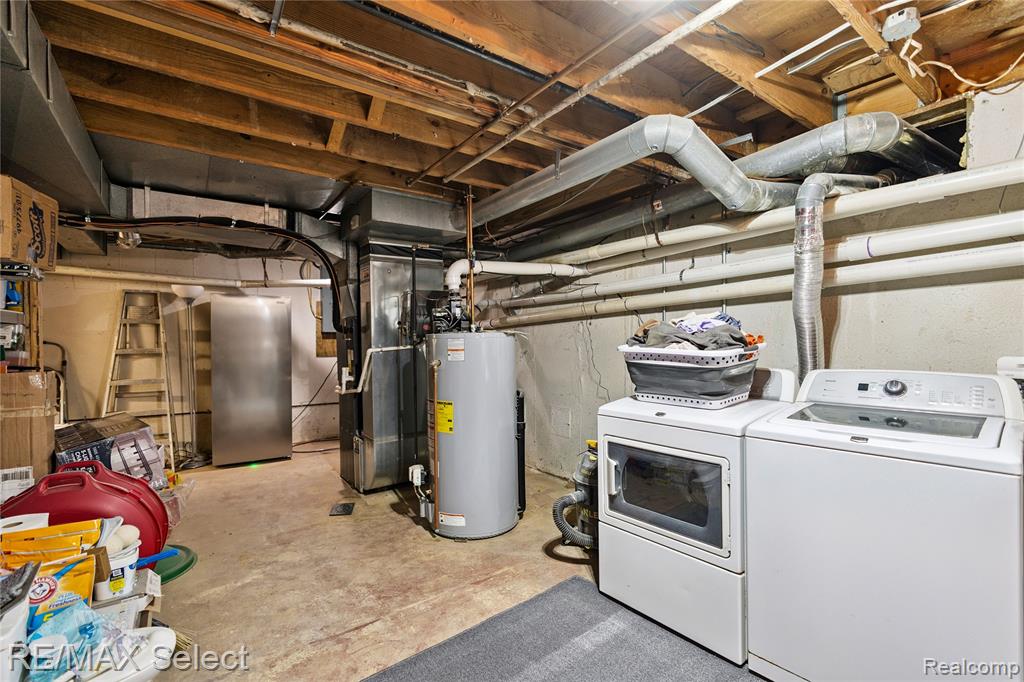 2456 N Tipsico Lake Road, Hartland, MI 48353 — Photo 44
