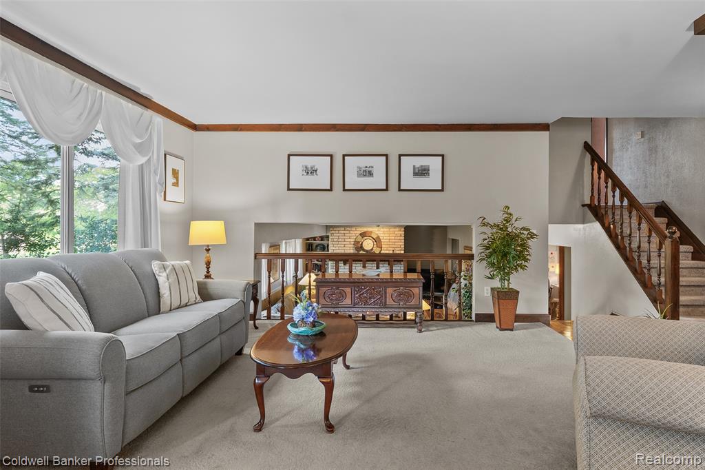 5075 Bayside Drive, Troy, MI 48098 — Photo 8