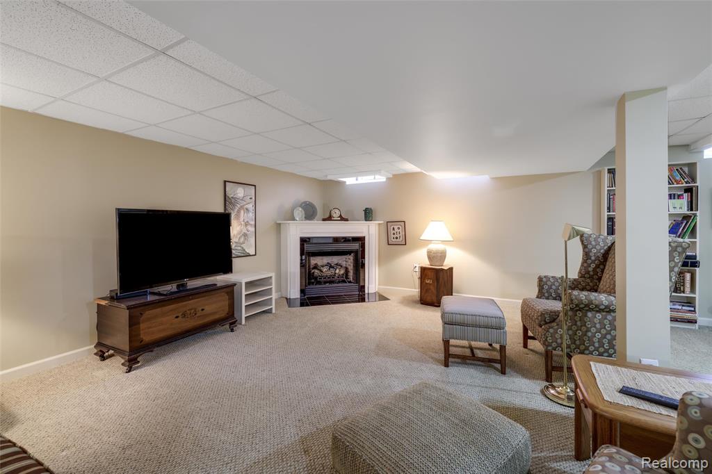 31698 Southview Street, Beverly Hills, MI 48025 — Photo 27