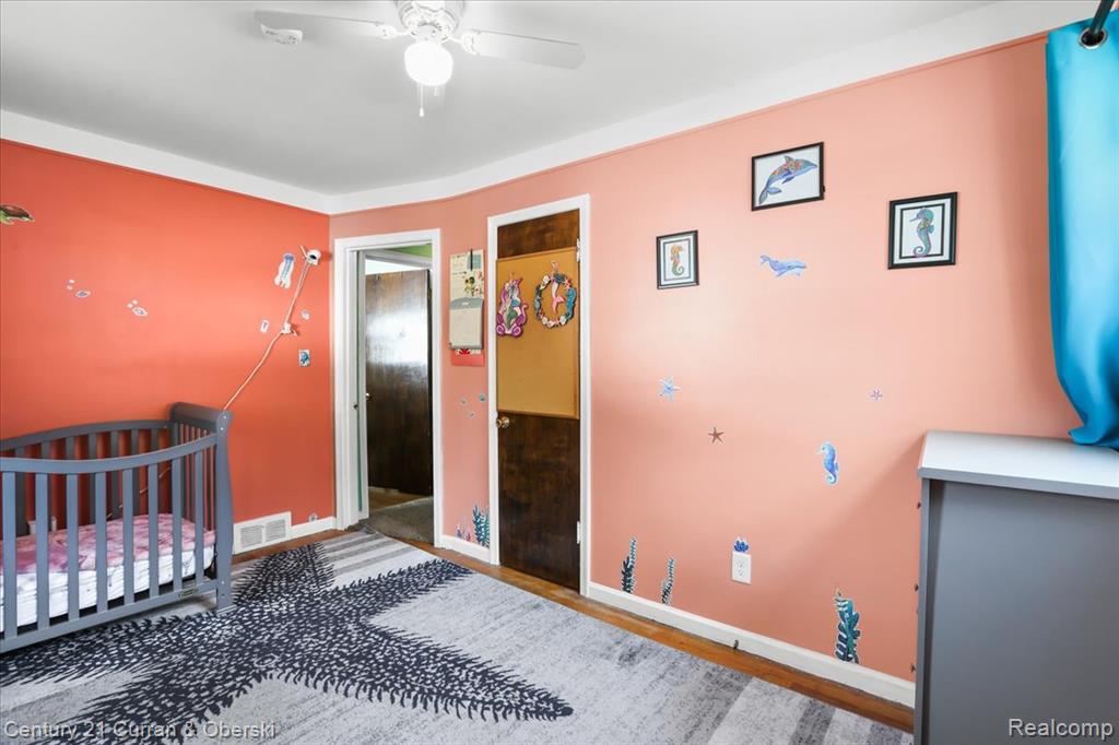 6958 Whitby Street, Garden City, MI — Photo 14