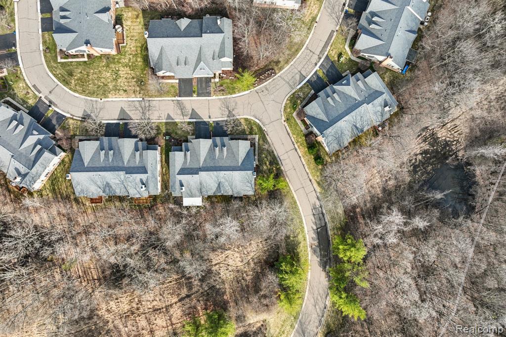 7366 Crackling Creek Circle, 1, West Bloomfield, MI — Photo 45