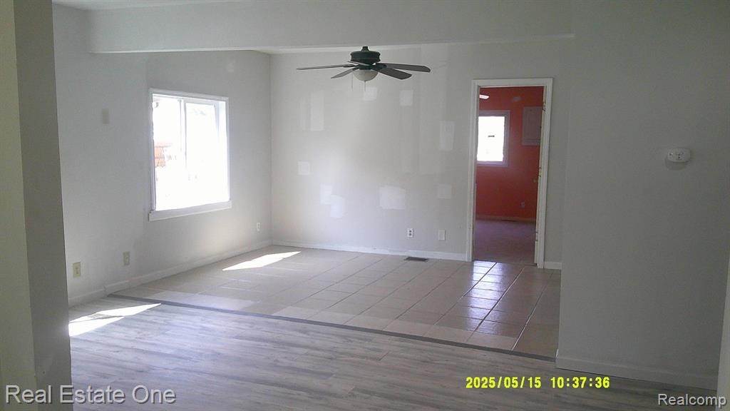 5894 JACKSON Street, Taylor, MI 48180 — Photo 5