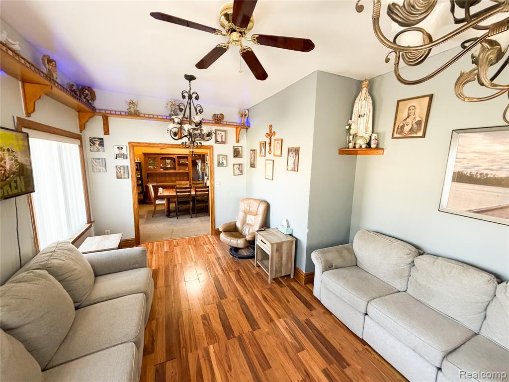 703 Saint John Street, Wyandotte, MI 48192 — Photo 63