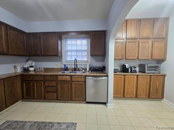 423 Bailey Street, East Lansing, MI 48823 — Photo 21