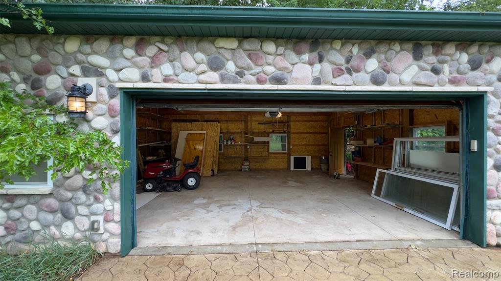 2608 E Sutton Road, Metamora, MI 48455 — Photo 58