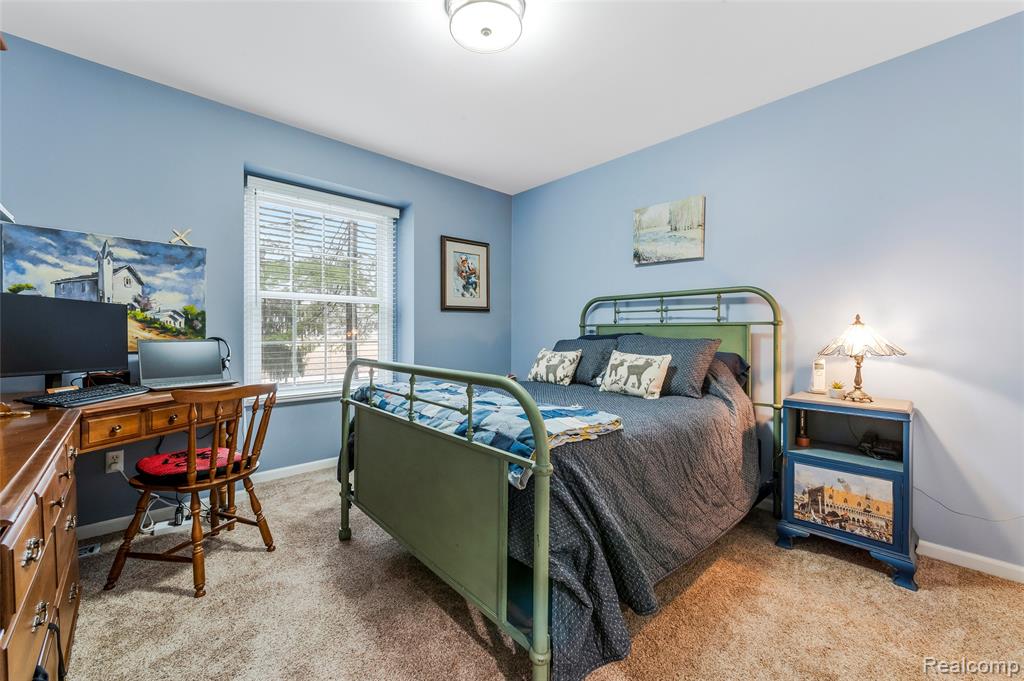 599 Nakomis Trail, Lake Orion, MI 48362 — Photo 32