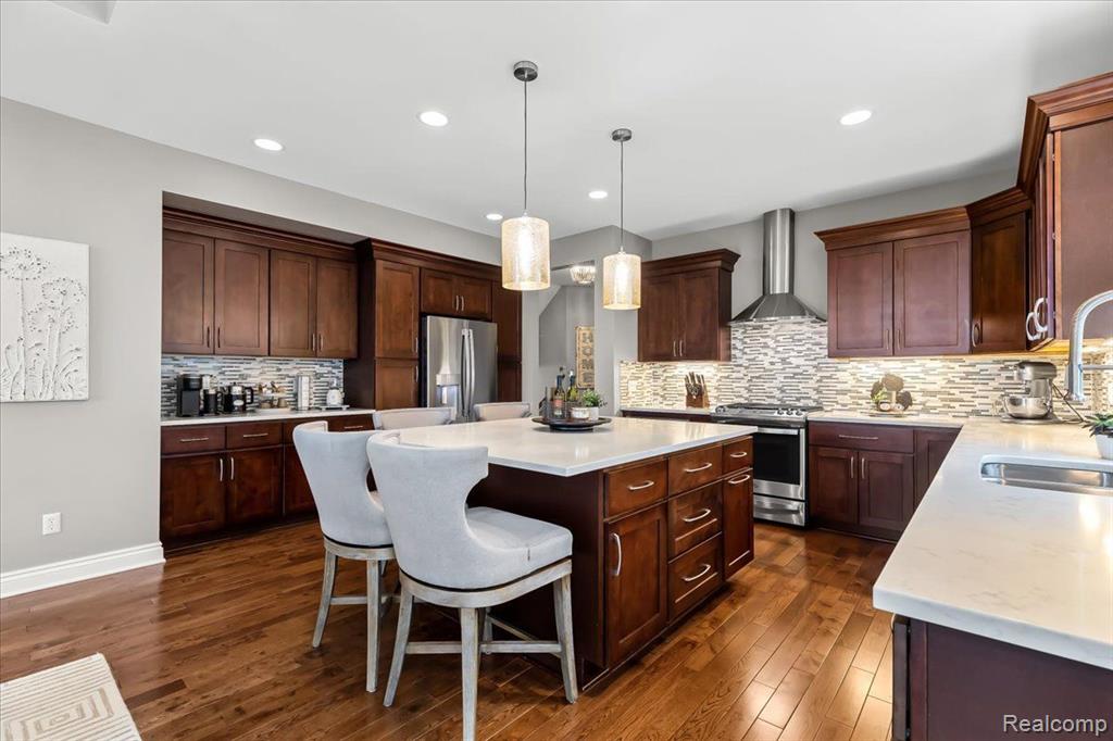 8350 STONEY CREEK Drive, South Lyon, MI 48178 — Photo 14