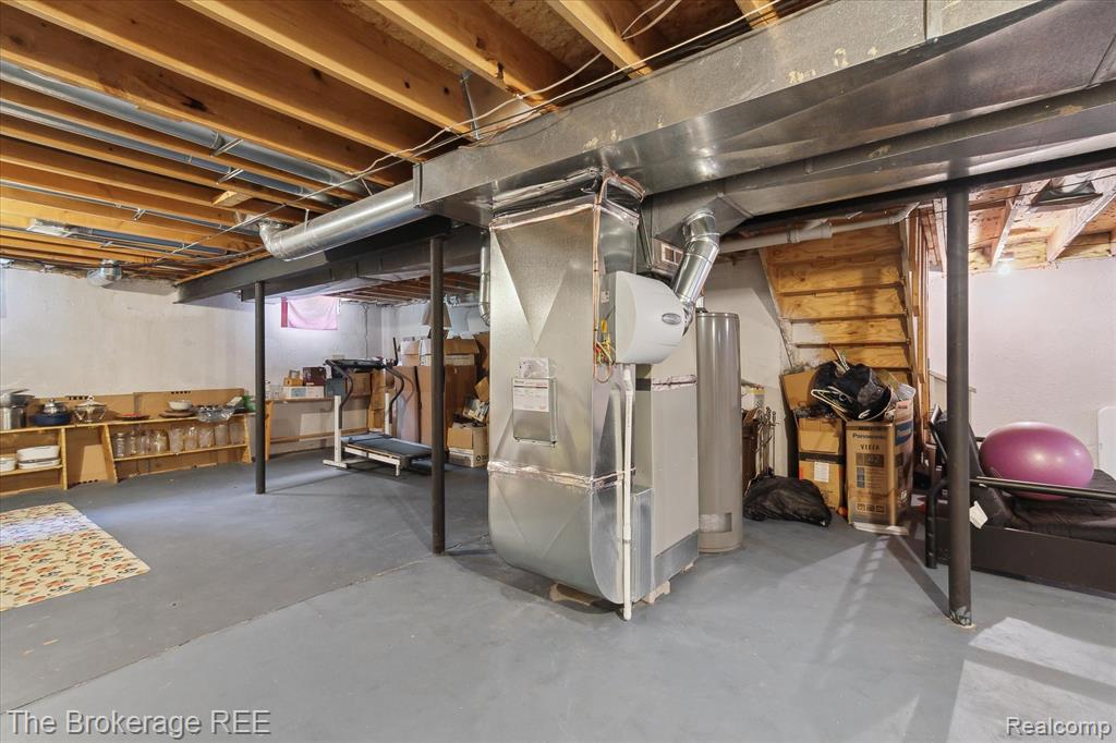4104 Pond Run, Canton, MI 48188 — Photo 47
