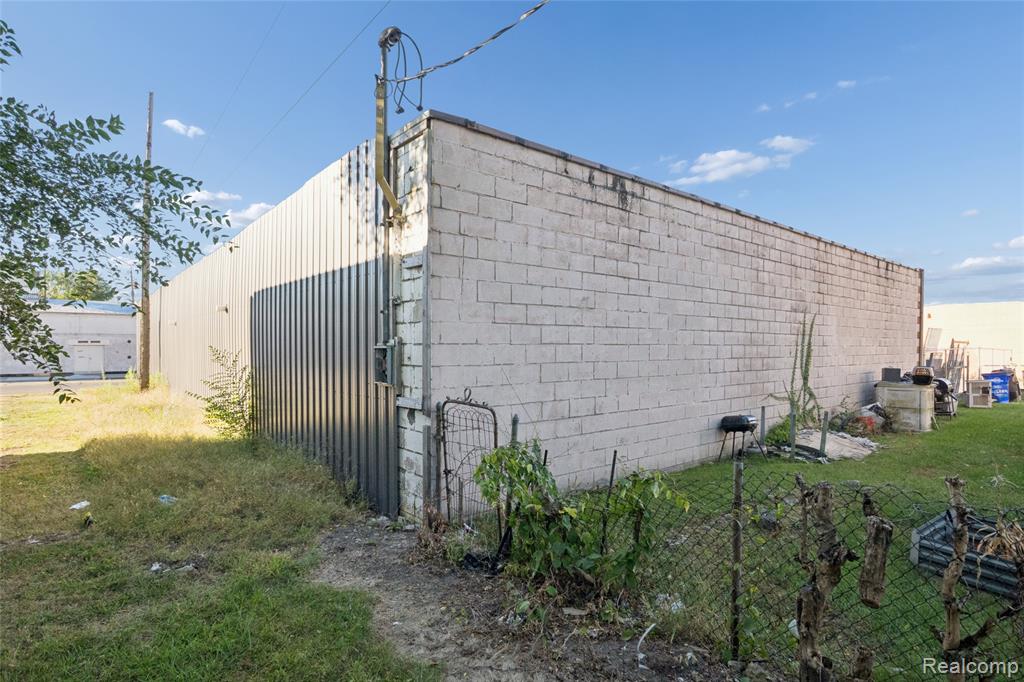8140 Fenkell Street, Detroit, MI 48238 — Photo 6