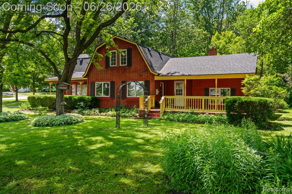 514 Lake Street, Howell, MI 48843 — front exterior