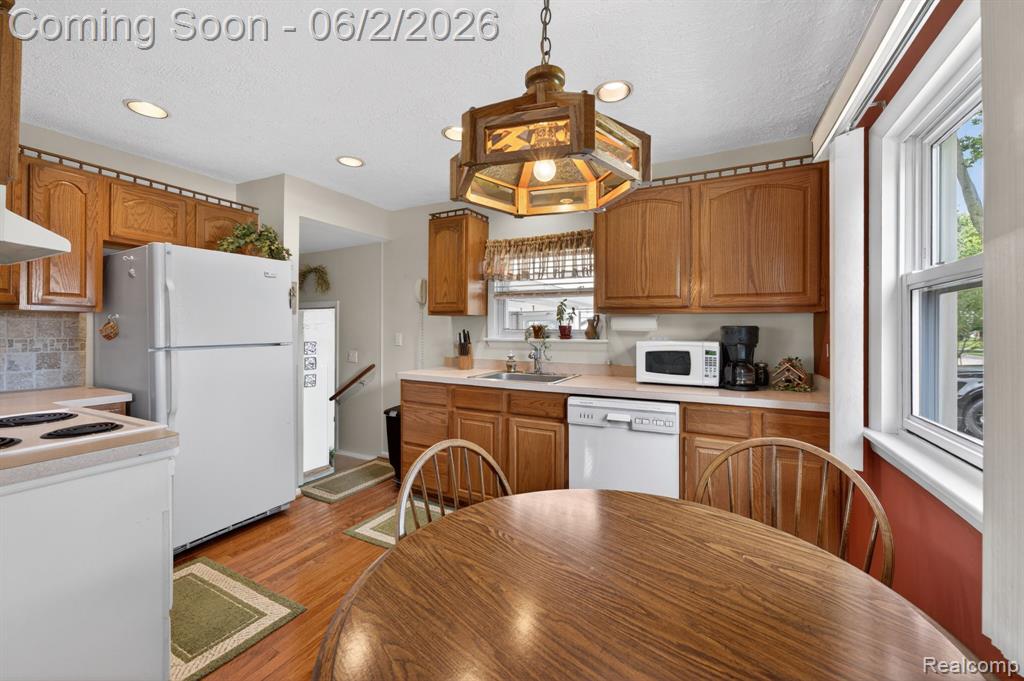 3993 Maiden Street, Waterford, MI 48329 — Photo 6