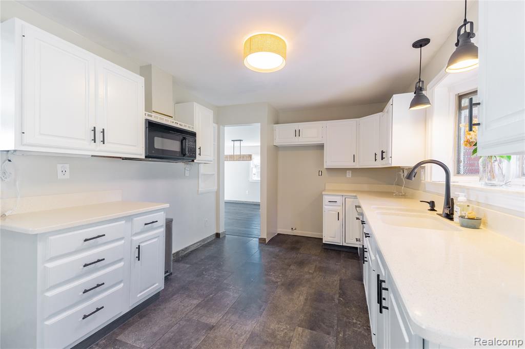 27627 Elba Drive, Grosse Ile, MI 48138 — Photo 7