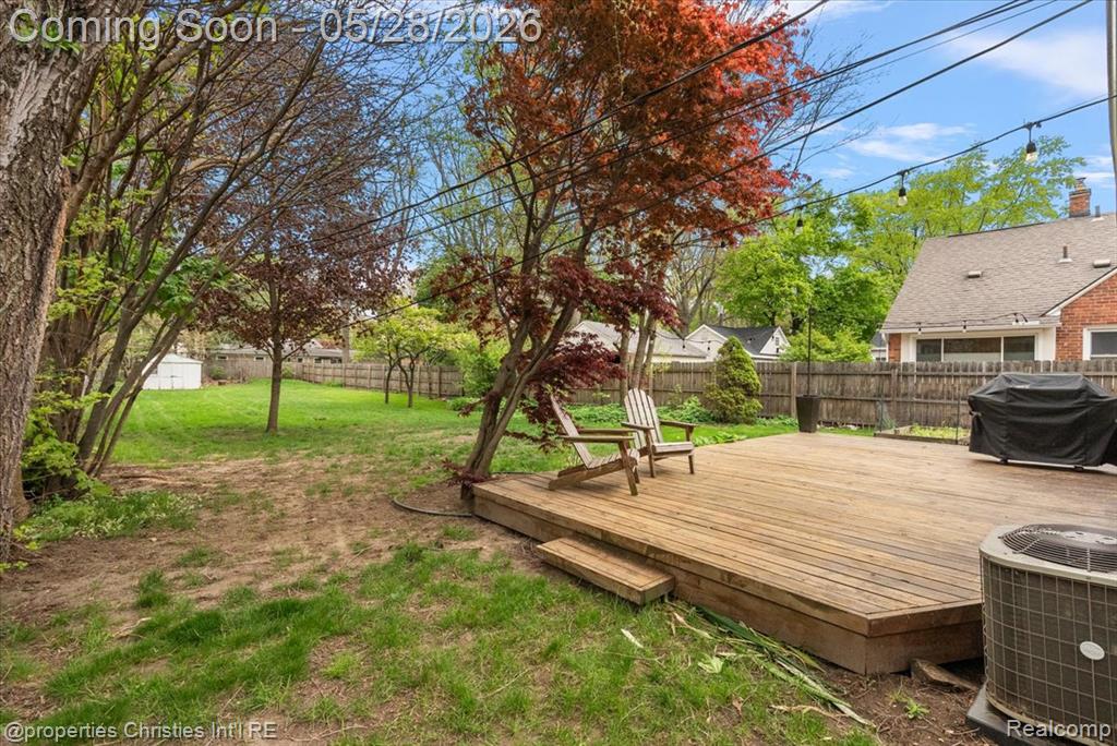 612 Royal Avenue, Royal Oak, MI 48073 — Photo 33