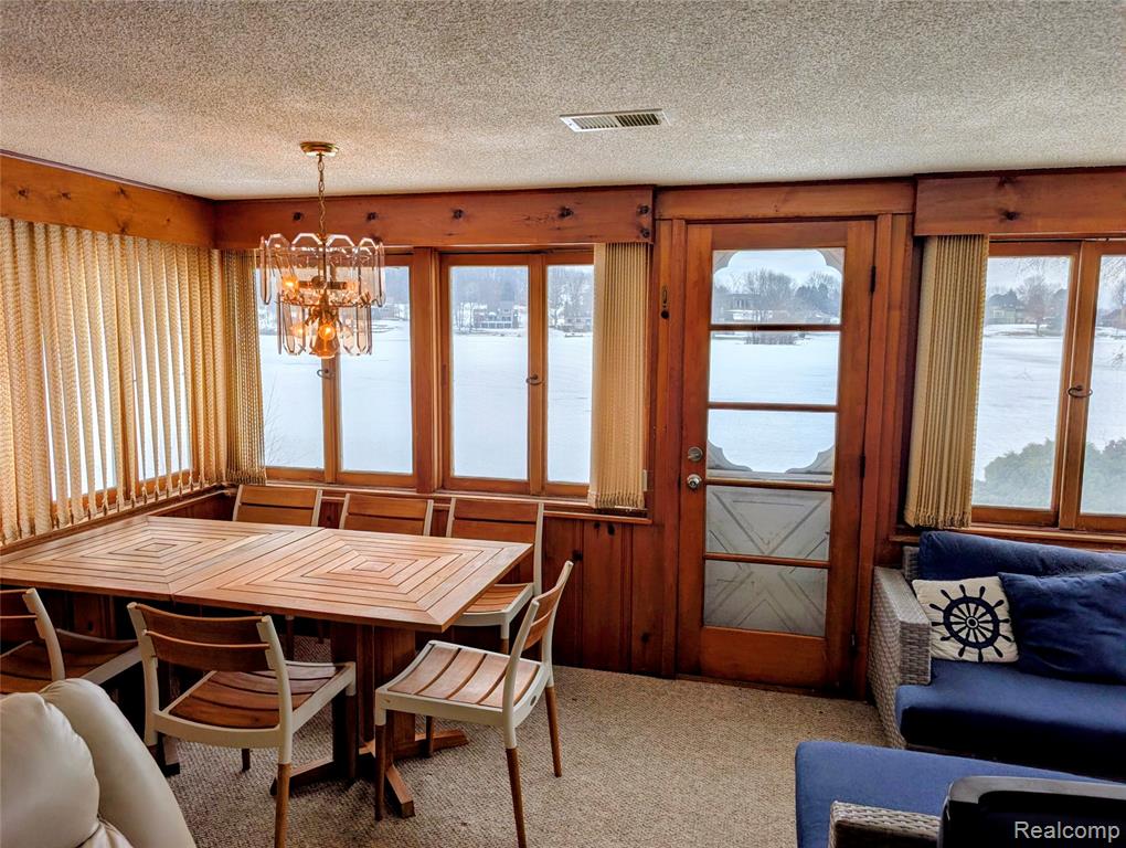 8461 Woodland Shore Drive, Brighton, MI 48114 — Photo 9