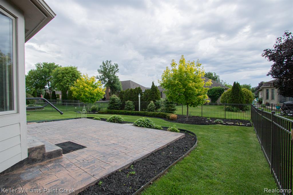 54436 Jack Drive, Macomb, MI 48042 — Photo 37