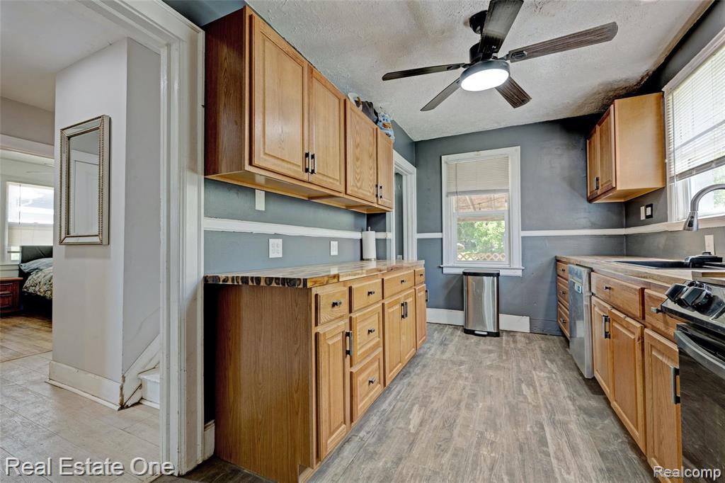 86 Marquette Street, Pontiac, MI 48342 — Photo 9