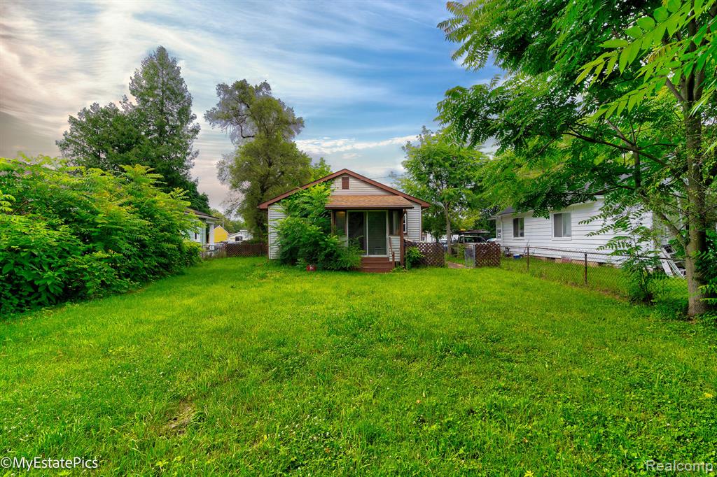 925 MADISON Street, Ypsilanti, MI 48197 — Photo 17