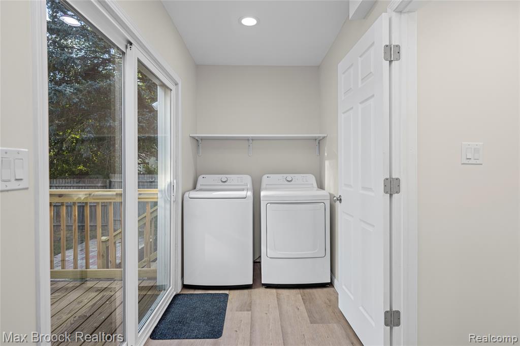 3187 Woodlawn Street, Commerce Twp, MI 48390 — Photo 23