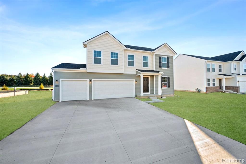 54822 Heron Circle, New Baltimore, MI 48047 — Photo 2