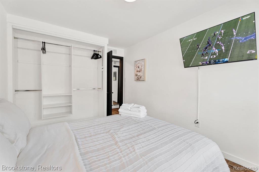 16046 W 13 Mile Road, Beverly Hills, MI 48025 — Photo 25