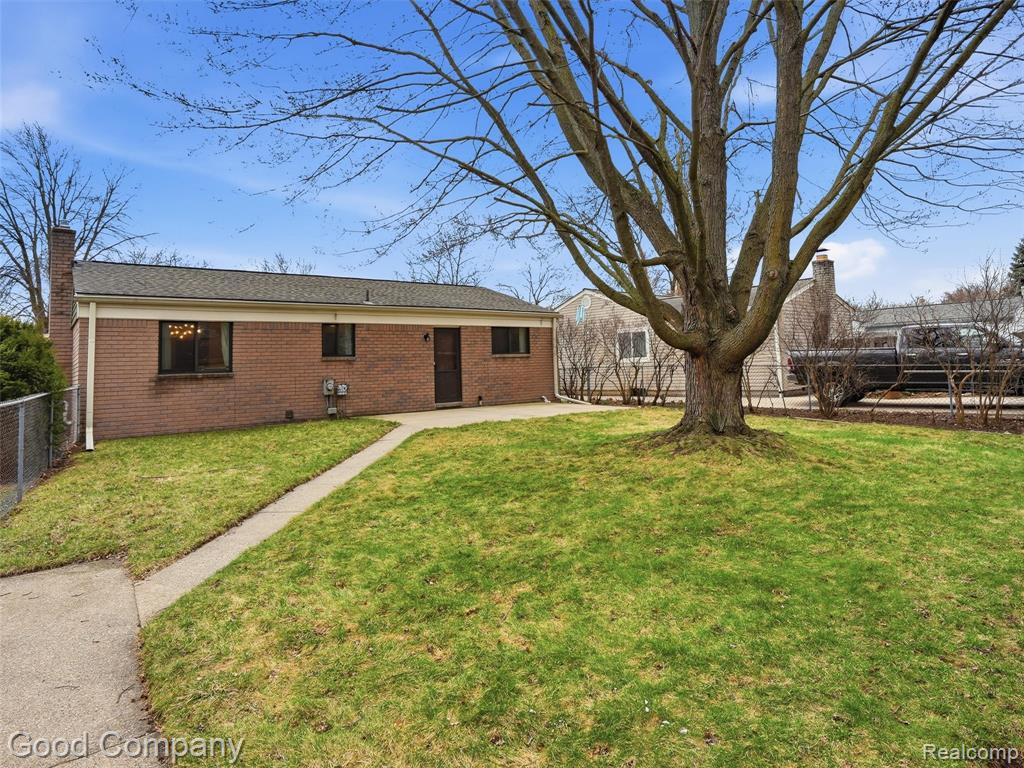 8717 Cologne Drive, Sterling Heights, MI 48314 — Photo 27