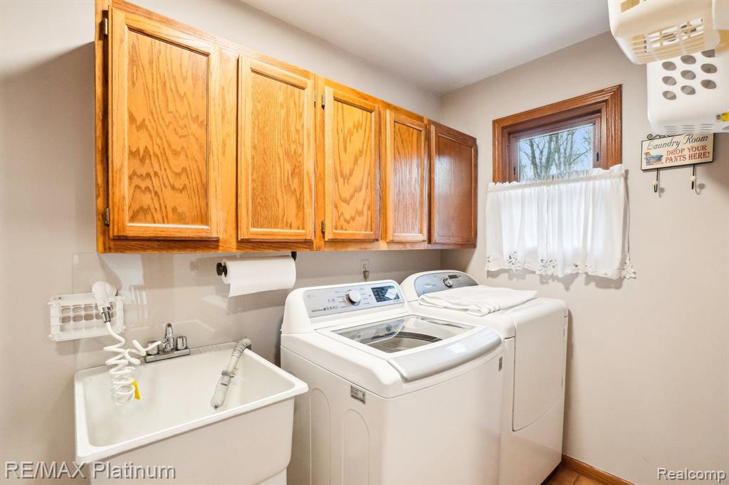 3380 W COHOCTAH Road, Fowlerville, MI 48836 — Photo 16