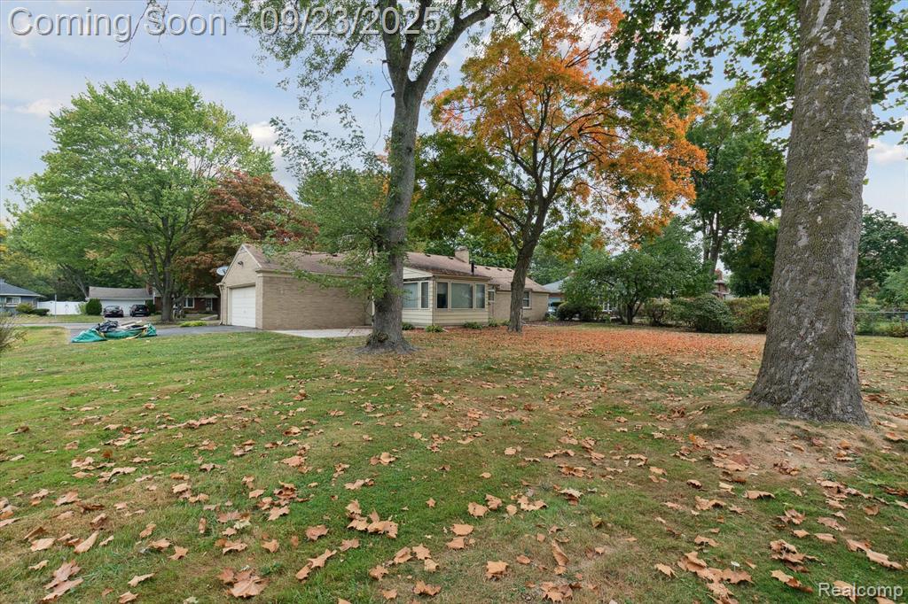 18797 Wiltshire Boulevard, Lathrup Village, MI 48076 — Photo 10
