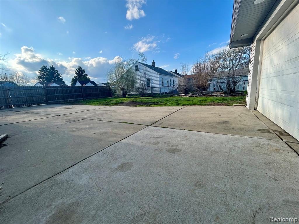 3911 20th Street, Wyandotte, MI 48192 — Photo 7
